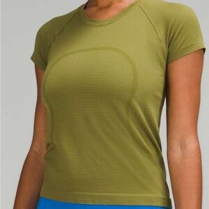 Lululemon Swiftly Tech Short-Sleeve Shirt Race Length, Sz 2